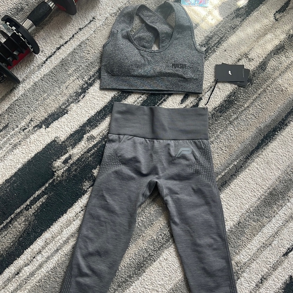 pursue leggings and bra set